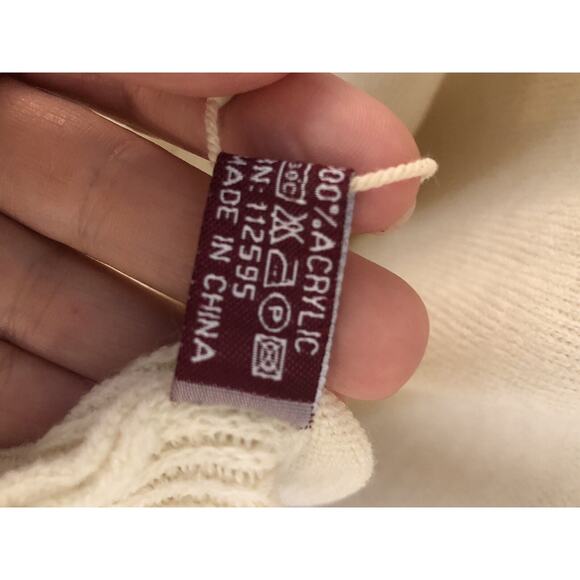 NEW Maggie Lane Women's Ivory Knit Poncho Sweater Acrylic One Size - Picture 4 of 6